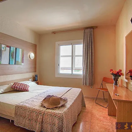 Apartamentos Brasil - Viu Be L'Estartit Room photo
